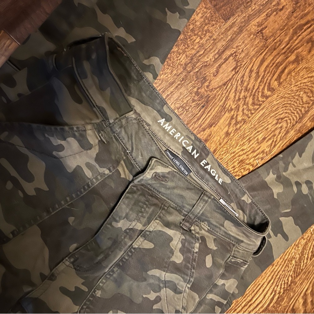 Camo skinny jeans